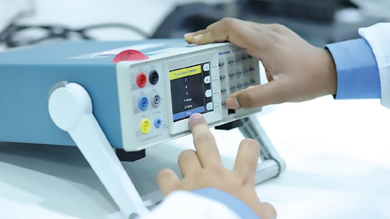 biomedical-equipment image